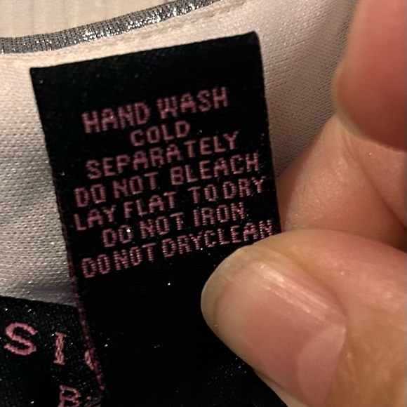 Signature dress by Bobbie Bee - Picture 5 of 5